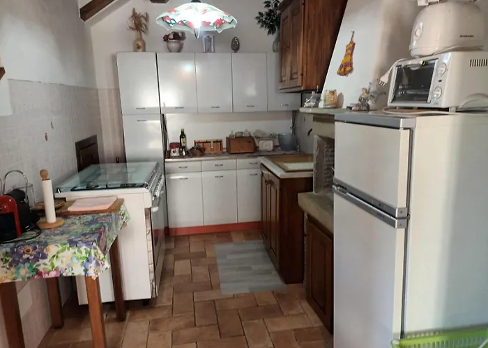 منزل ريفي Il Corniolo *